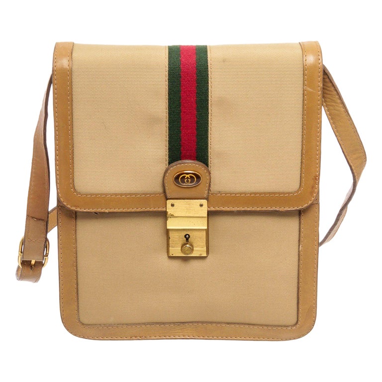 Gucci Beige Canvas Sherry Line Vintage Shoulder Bag at 1stDibs
