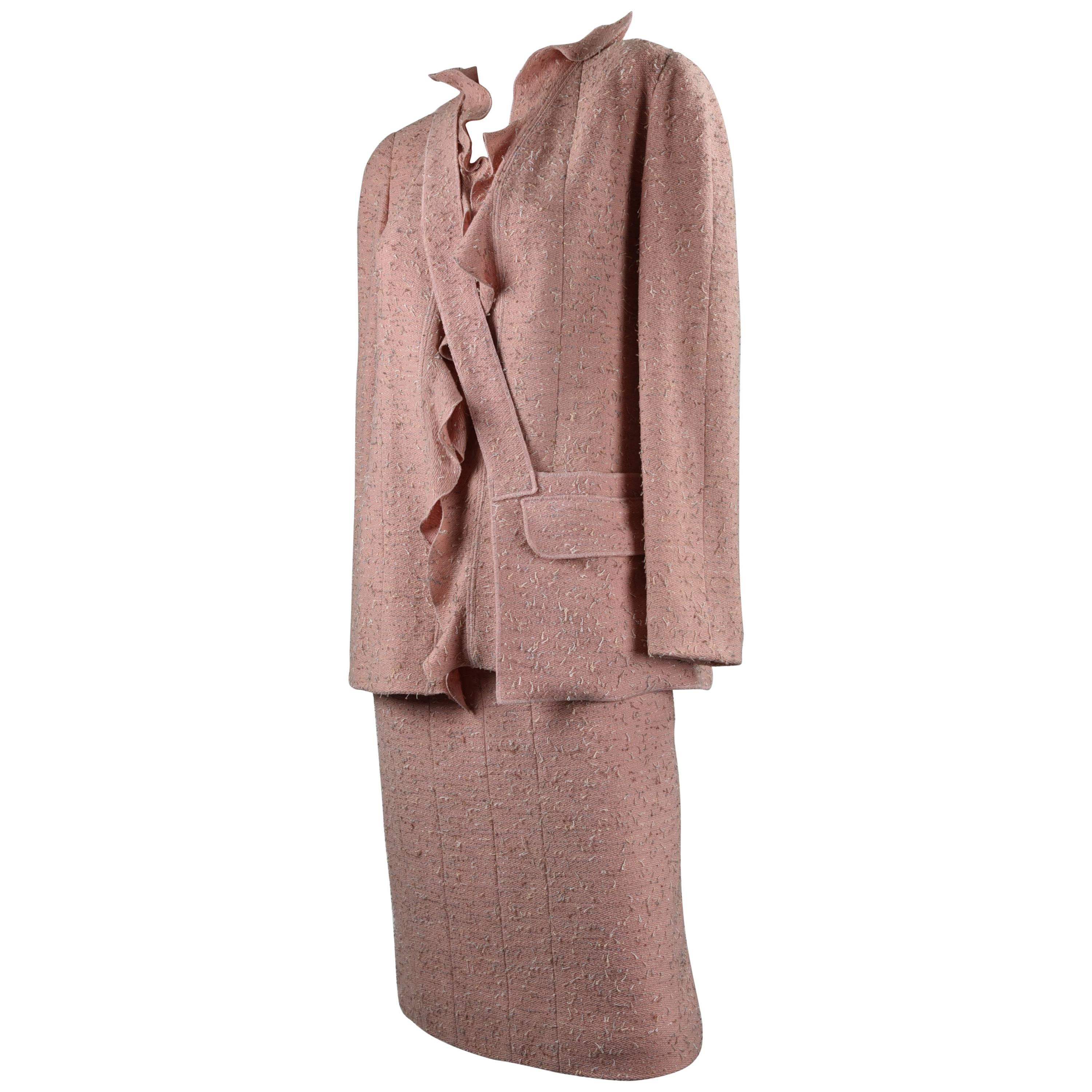Chanel 1999A Pink Tweed Ruffled Suit Jacket & Skirt with Matching Pouch, FR 40 For Sale
