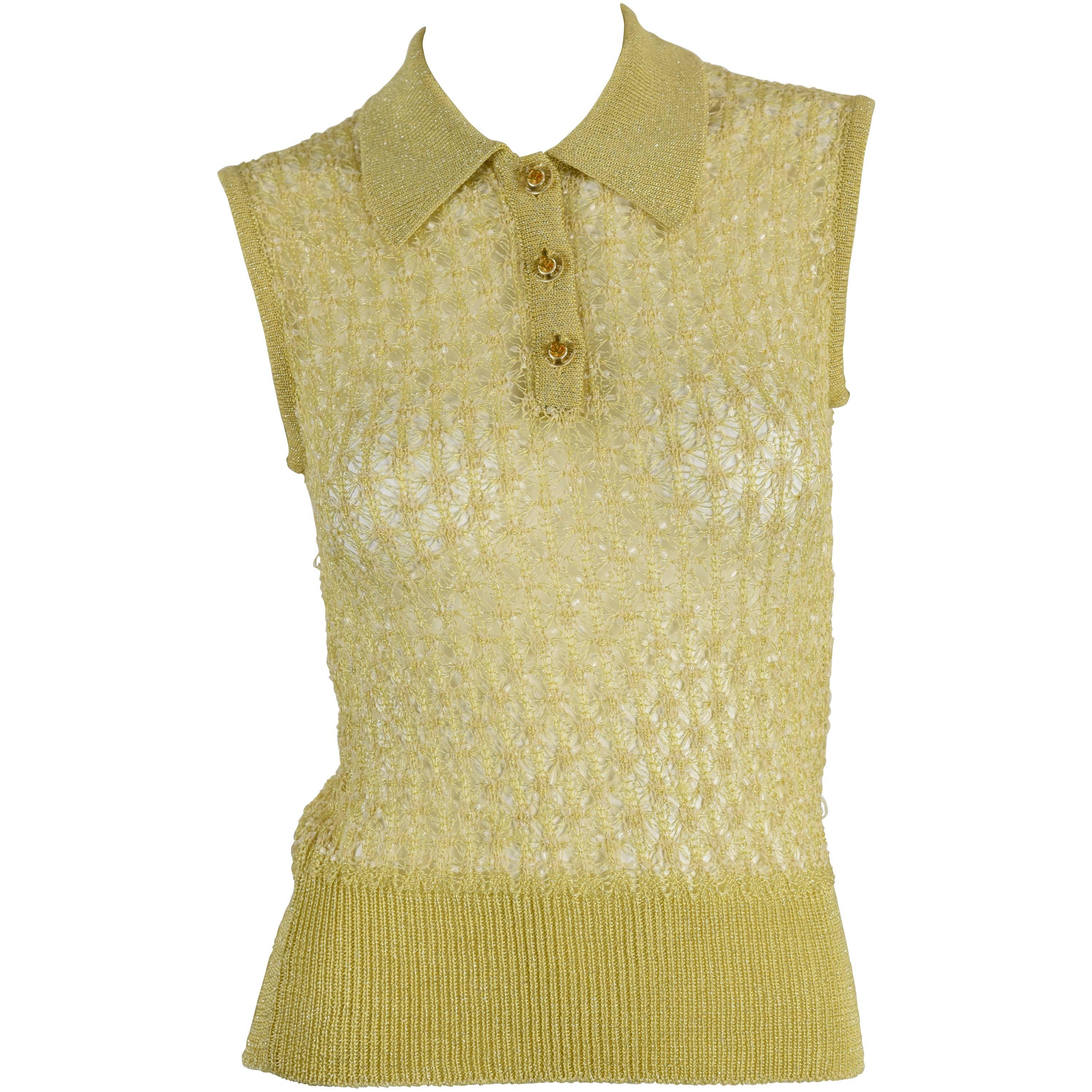 Chanel Boutique 1997P Gold/Metallic Crochet Sleeveless Top with Clear Buttons 42 For Sale