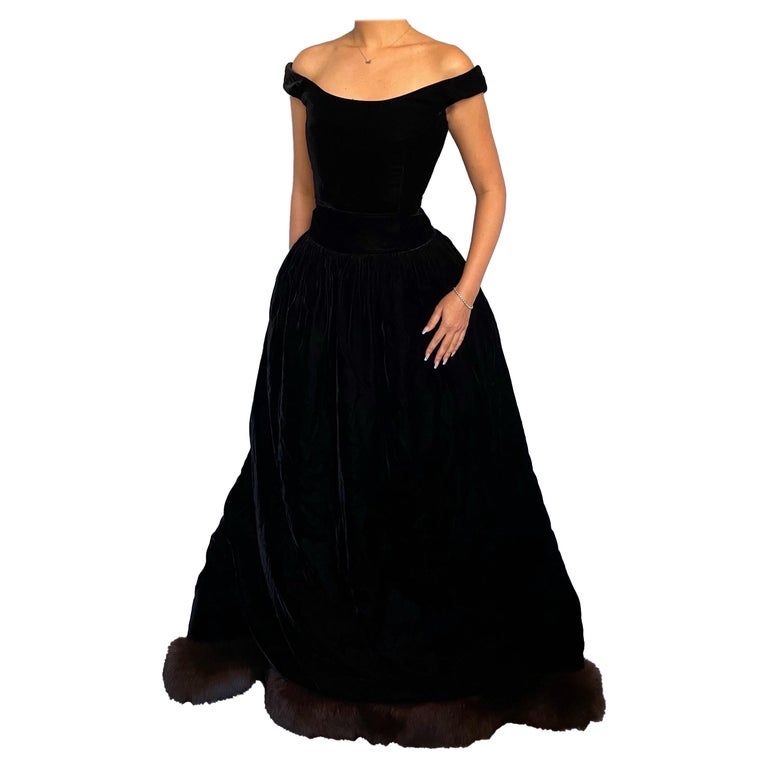 CACHET velvet fur trim gown
