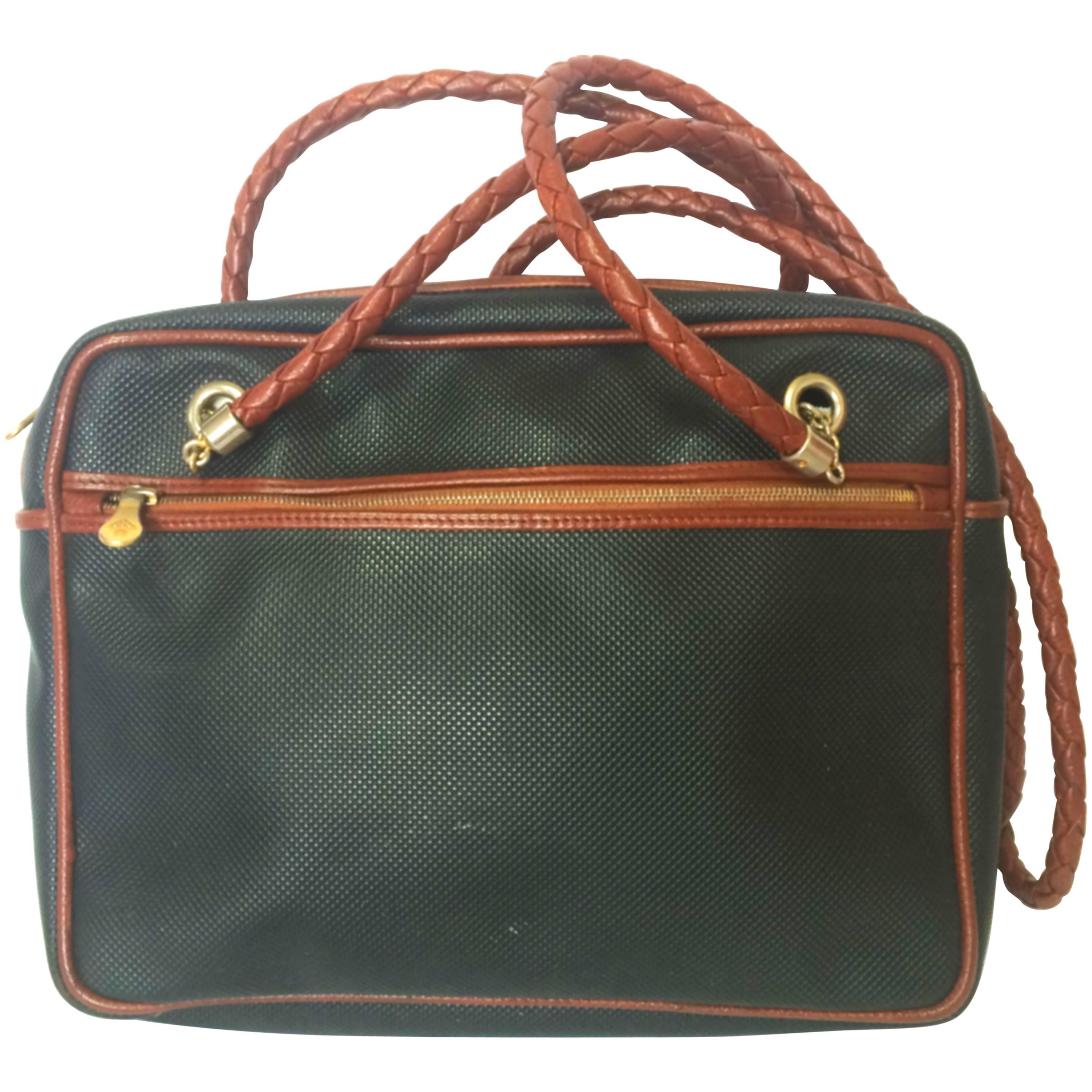Vintage Bottega Veneta classic black shoulder bag with long brown intrecciato For Sale