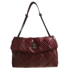 Chanel burgundy leather shoulder bag