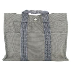 Hermès Toto Bag in Grey Canvas