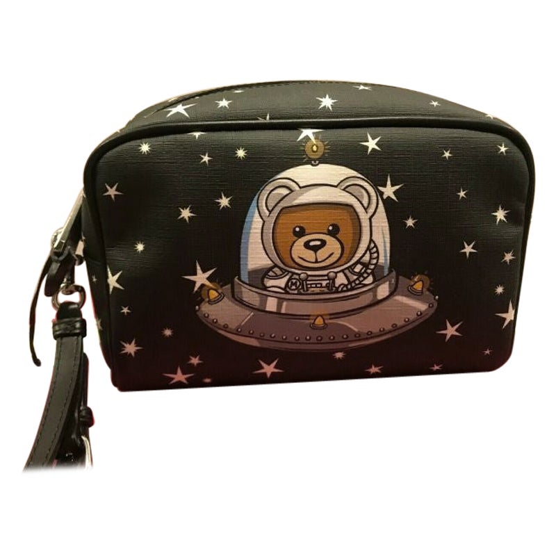 AW18 Moschino Couture Jeremy Scott Ufo Teddy Bear Invasion Black Make Up Bag For Sale