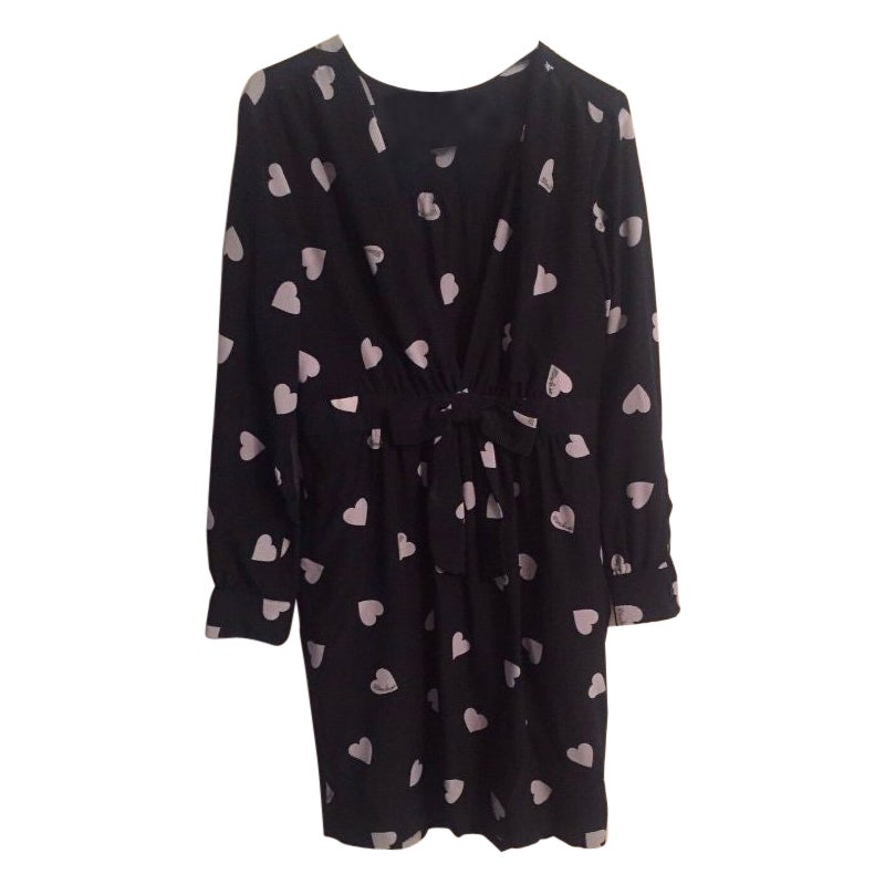 SS15 Moschino Couture x Jeremy Scott Black Silk Heart Print Dress with Front Bow For Sale