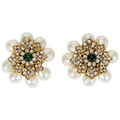Rare Chanel Green Pearl Gripoix Clip Earrings