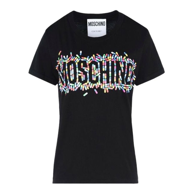 SS17 Moschino Couture x Jeremy Scott JustSayMoschino Pills Logo T-shirt For Sale