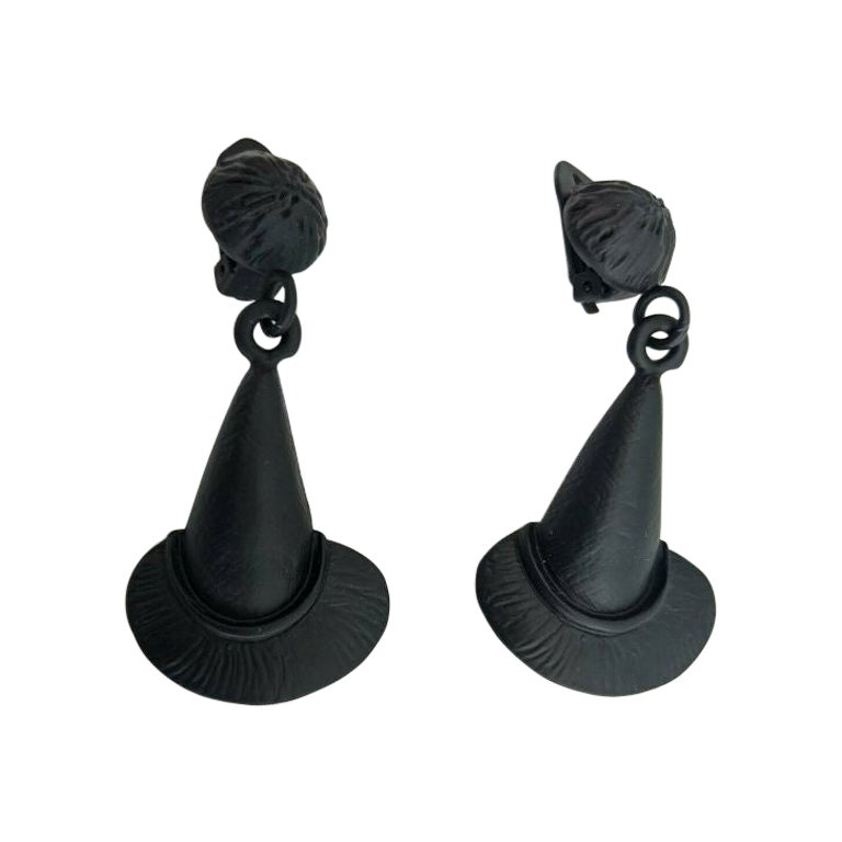 SS20 Moschino Couture Jeremy Scott Witch Hat Matte Black Clip on Earrings Trick For Sale
