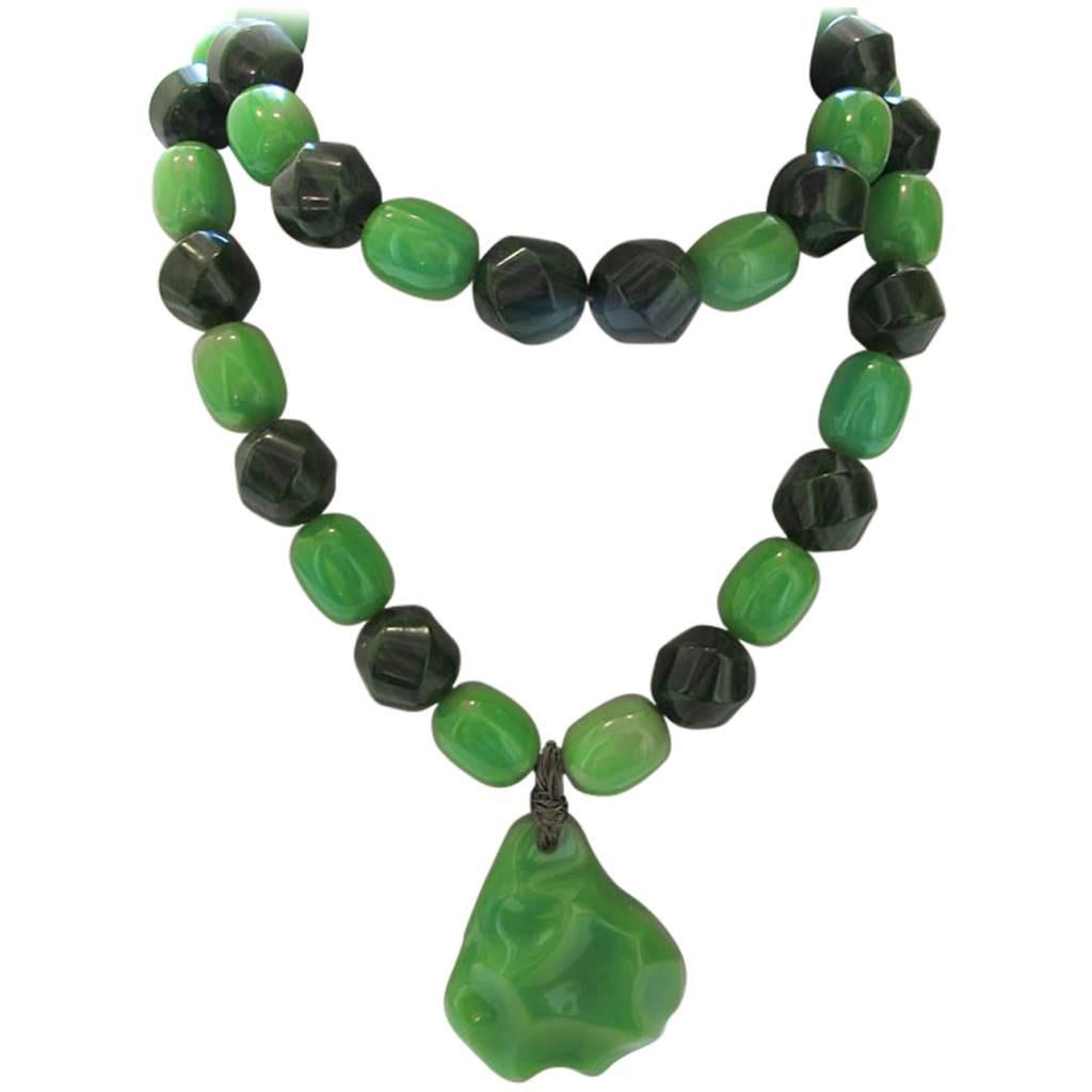 1960's Green Bakelite Beaded Long Necklace with Pear-Shaped Pendant For Sale