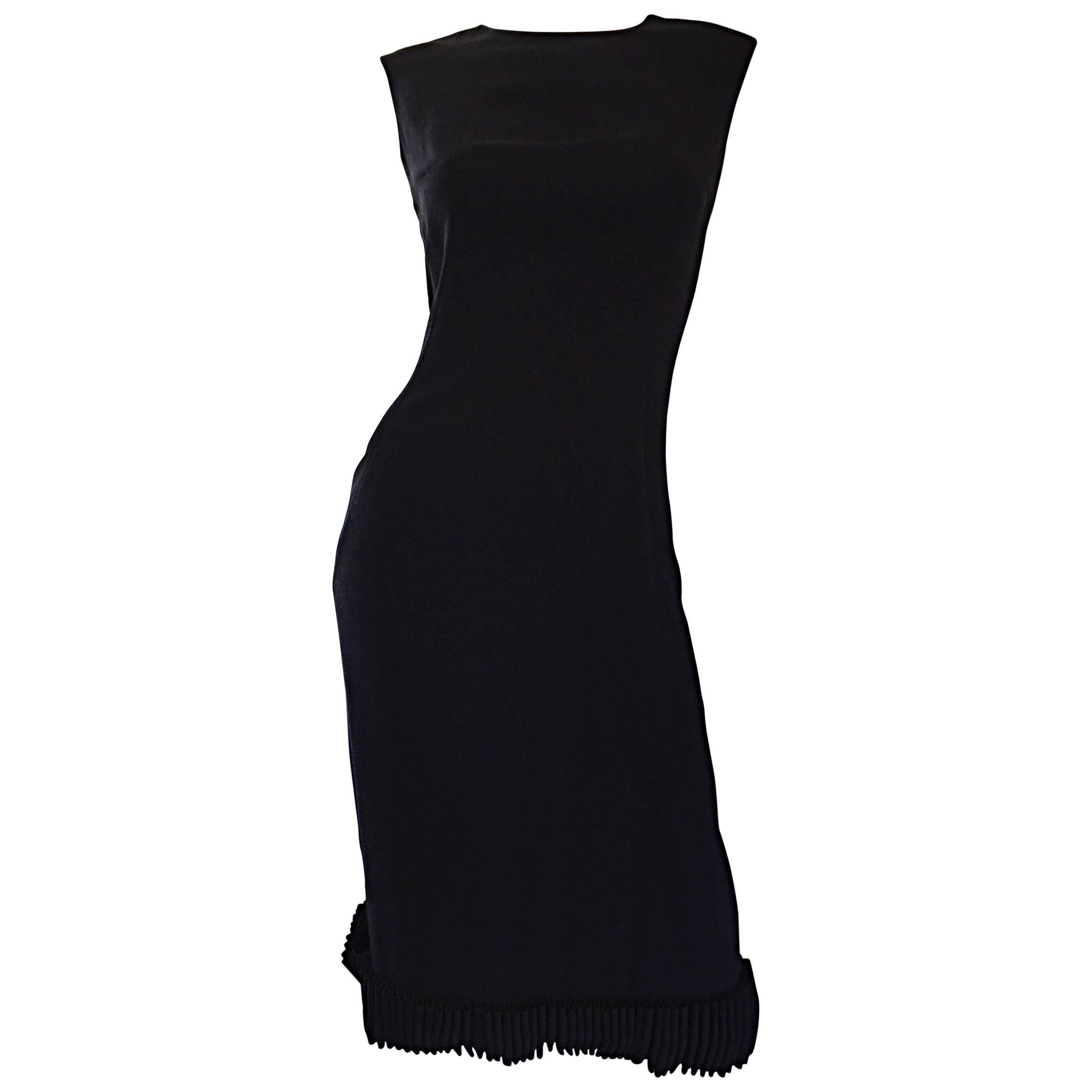 Chic 1960s Shannon Rodgers Black Crepe Sleeveless Shift Dress w/ Ribbon Trim For Sale