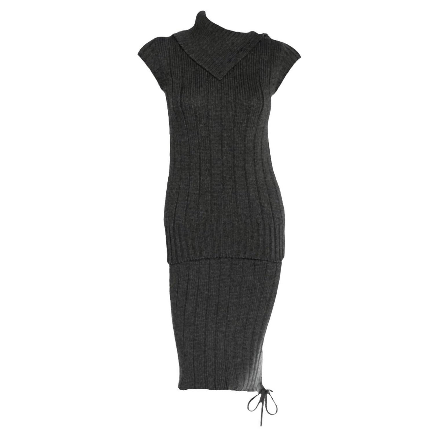 UNWORN Chanel Charcoal Grey Cashmere Blend Skirt Top Set Ensemble as Dress 38 For Sale