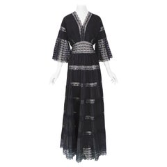 Mexikanisches Kleid aus schwarzer Baumwolle und Spitze aus den 1970er Jahren