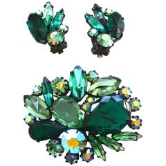 Emerald Greens Glass Brooch and Earrings / Schreiner New York