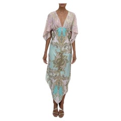 MORPHEW COLLECTION 2-Schal-Kleid aus Seide mit Paisleymuster in Rosa, Olivgrün & Sky Blue