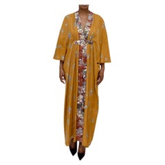 COLLECTION MORPHEW Caftan en soie de kimono japonais fleurs moutarde, verte et bourgogne