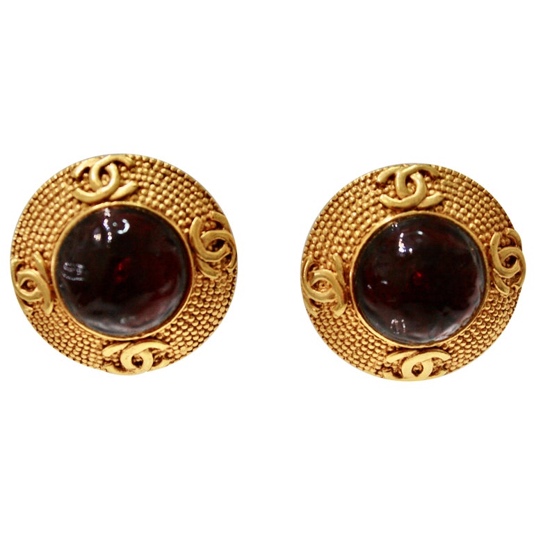 Vintage Gripoix for Chanel red clip Circa 1970s For Sale at 1stDibs