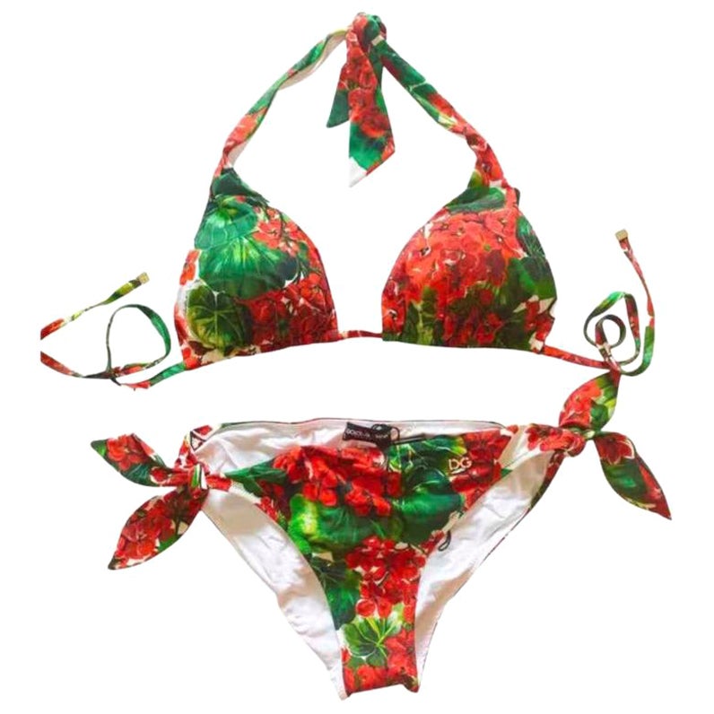 Dolce & Gabbana Red Geranium Floral Two Piece Swimsuit Bikini Swimwear Flowers  For Sale