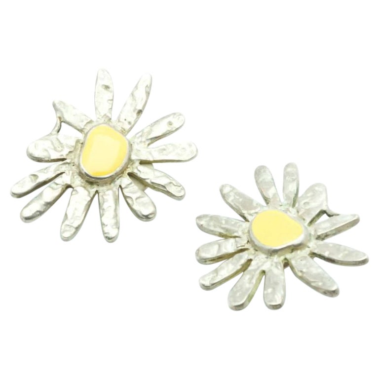 Desirée Vintage Earrings (Clip-ons)