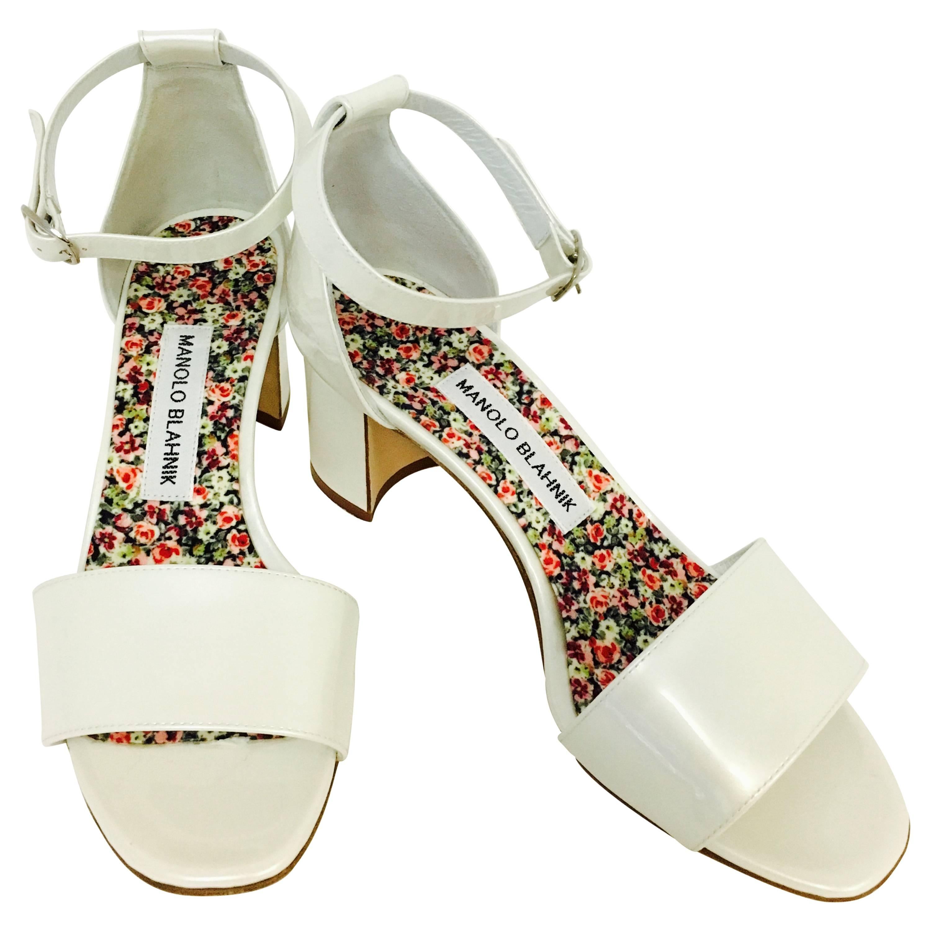 Manolo Blahnik Lauratomod Pearlized Sandals