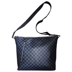 New Louis Vuitton " Mick MM " Damier Graphite Unisex Crossbody Messenger Bag
