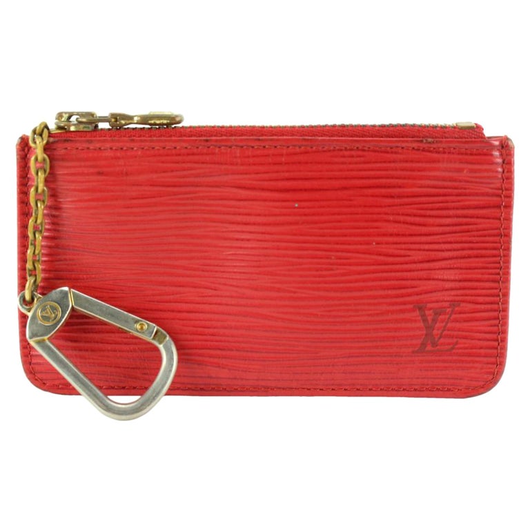 Louis Vuitton Pochette porte-monnaie à clé en cuir épi rouge Cles69lz718s  En vente sur 1stDibs