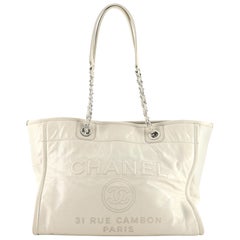 Chanel Deauville Tragetasche aus glasiertem Kalbsleder
