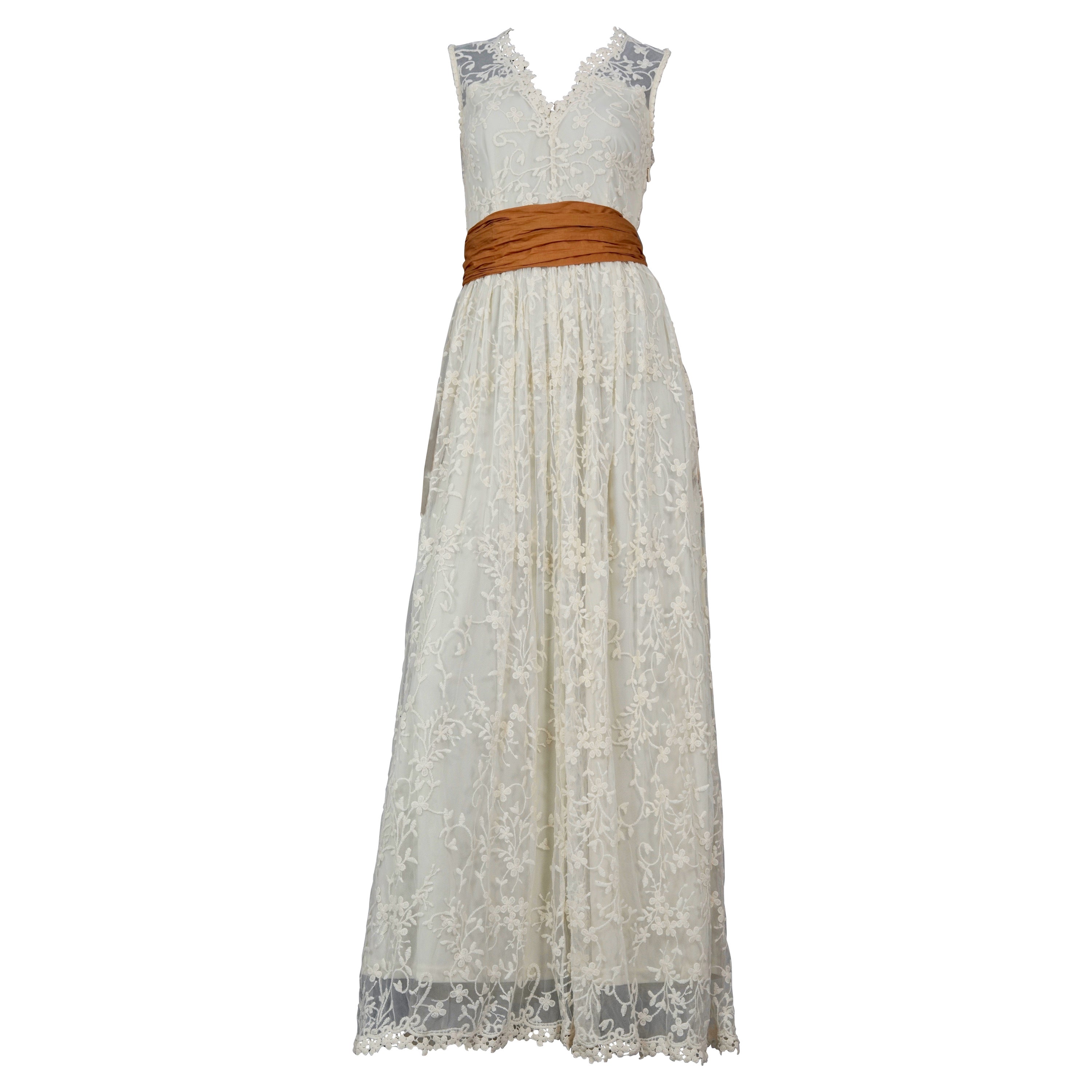 Vintage ROMEO GIGLI Ecru Lace with Wide Belt Long Formal Dress For Sale
