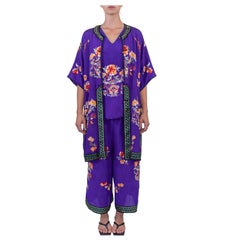 Pajamas de salon chinois 3 pièces en soie violette brodée à la main des années 1920