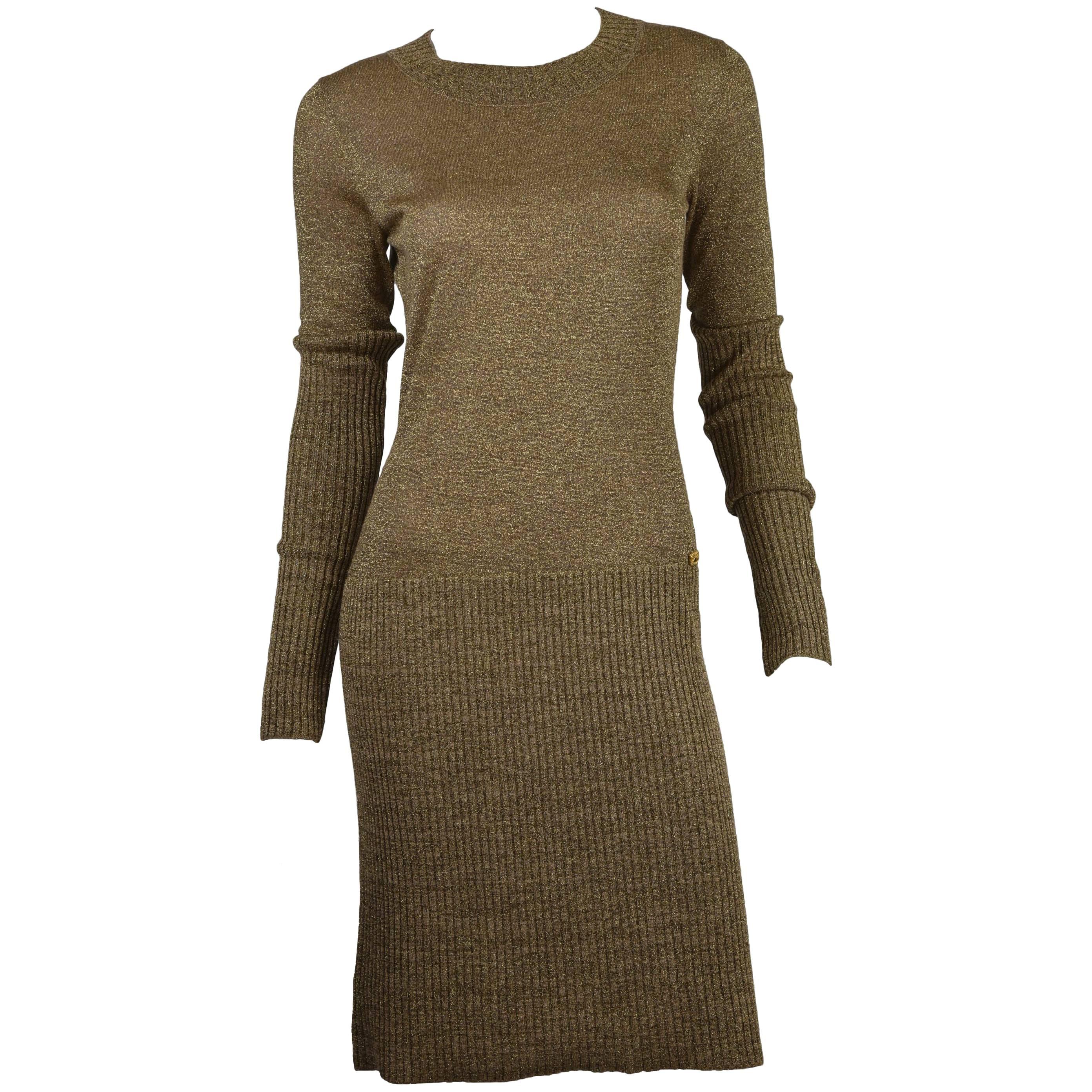 2009A Chanel Metallic Gold Knit Basic Dress FR 38 For Sale