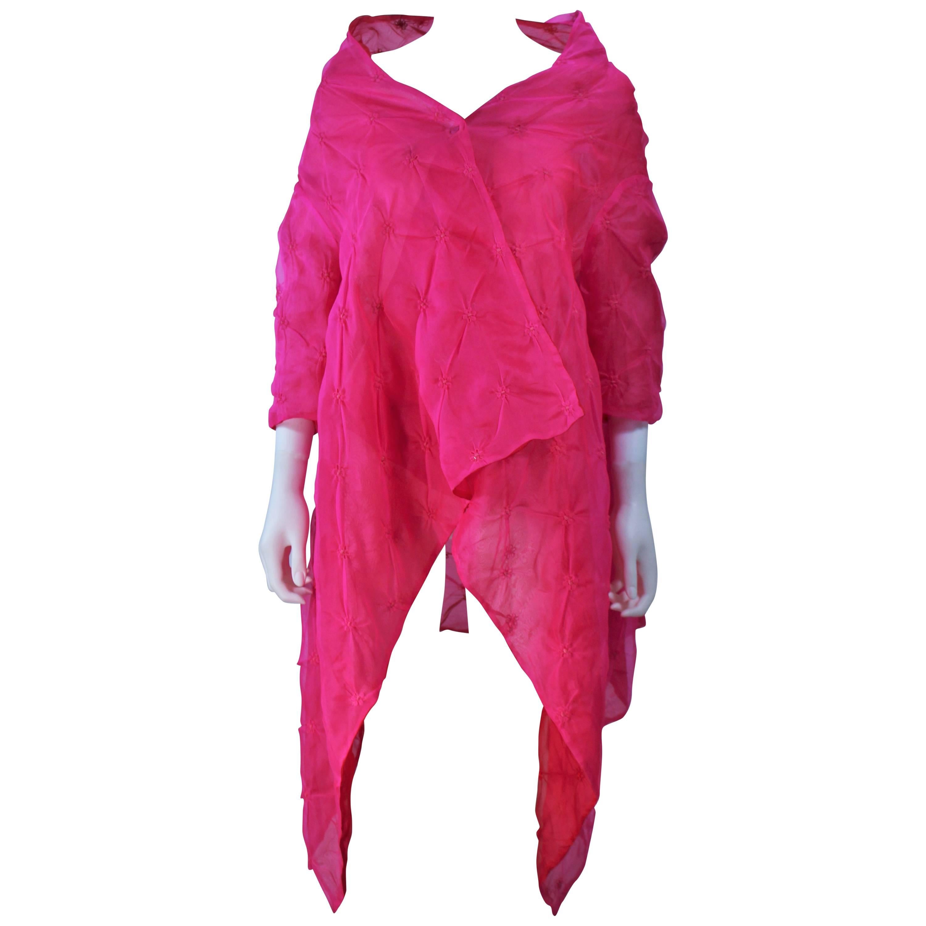 Veste drapée abstraite réversible magenta fuchsia sur mesure, taille 4 6 en vente