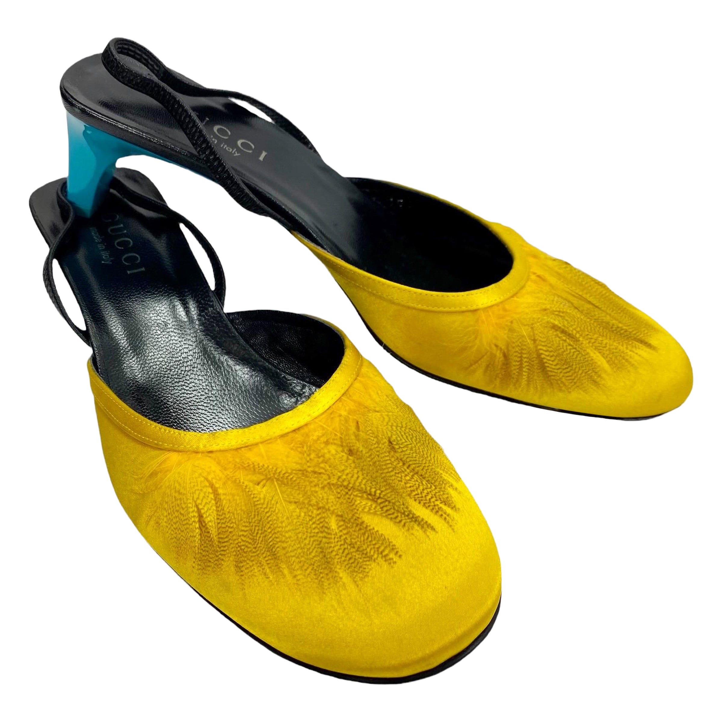 Tom Ford for Gucci S/S 1999 Vintage Yellow Crepe Satin Shoes With Feathers Sz. 8 For Sale