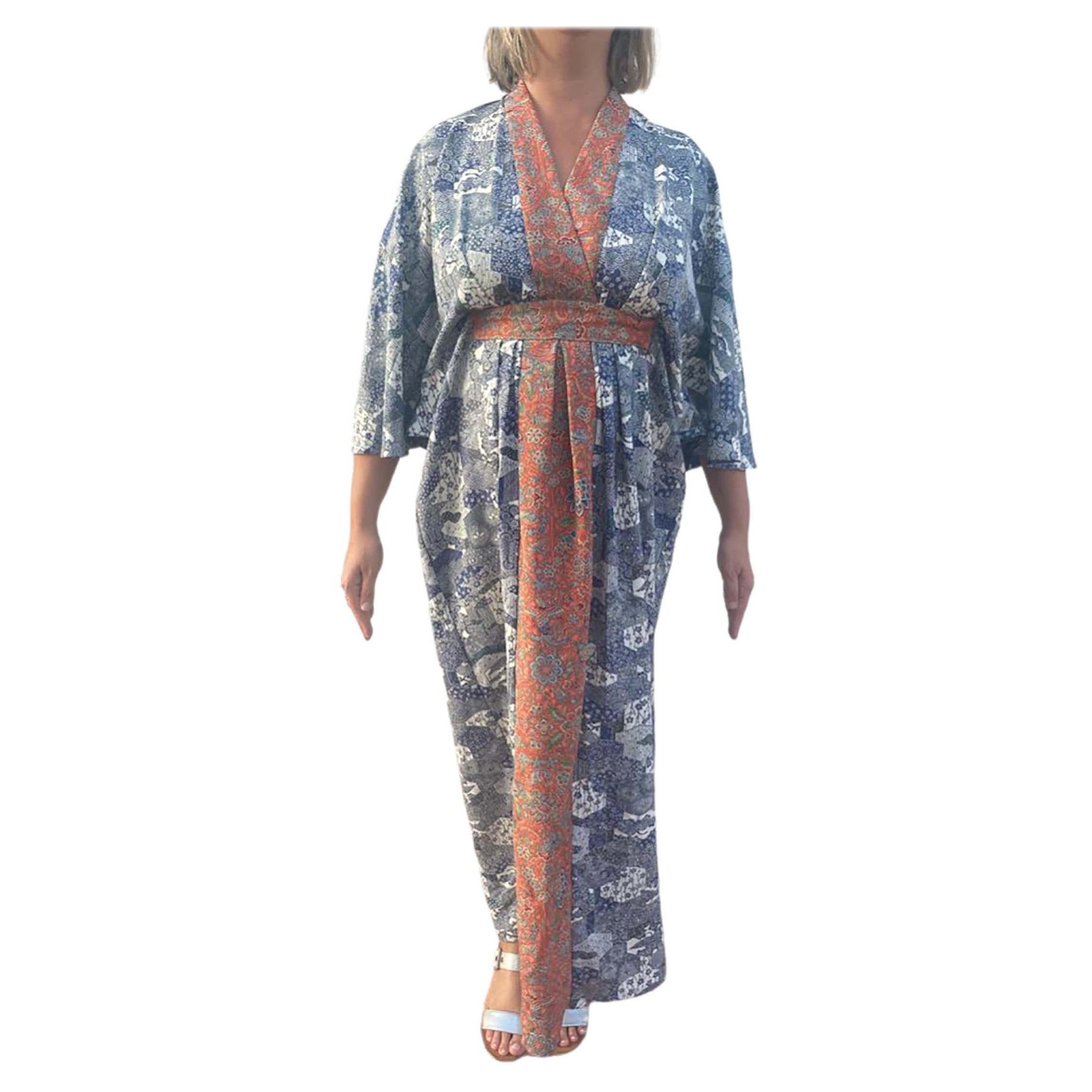 Morphew Collection Blue And White Japanese Kimono Silk Tile Print Kaftan With T For Sale