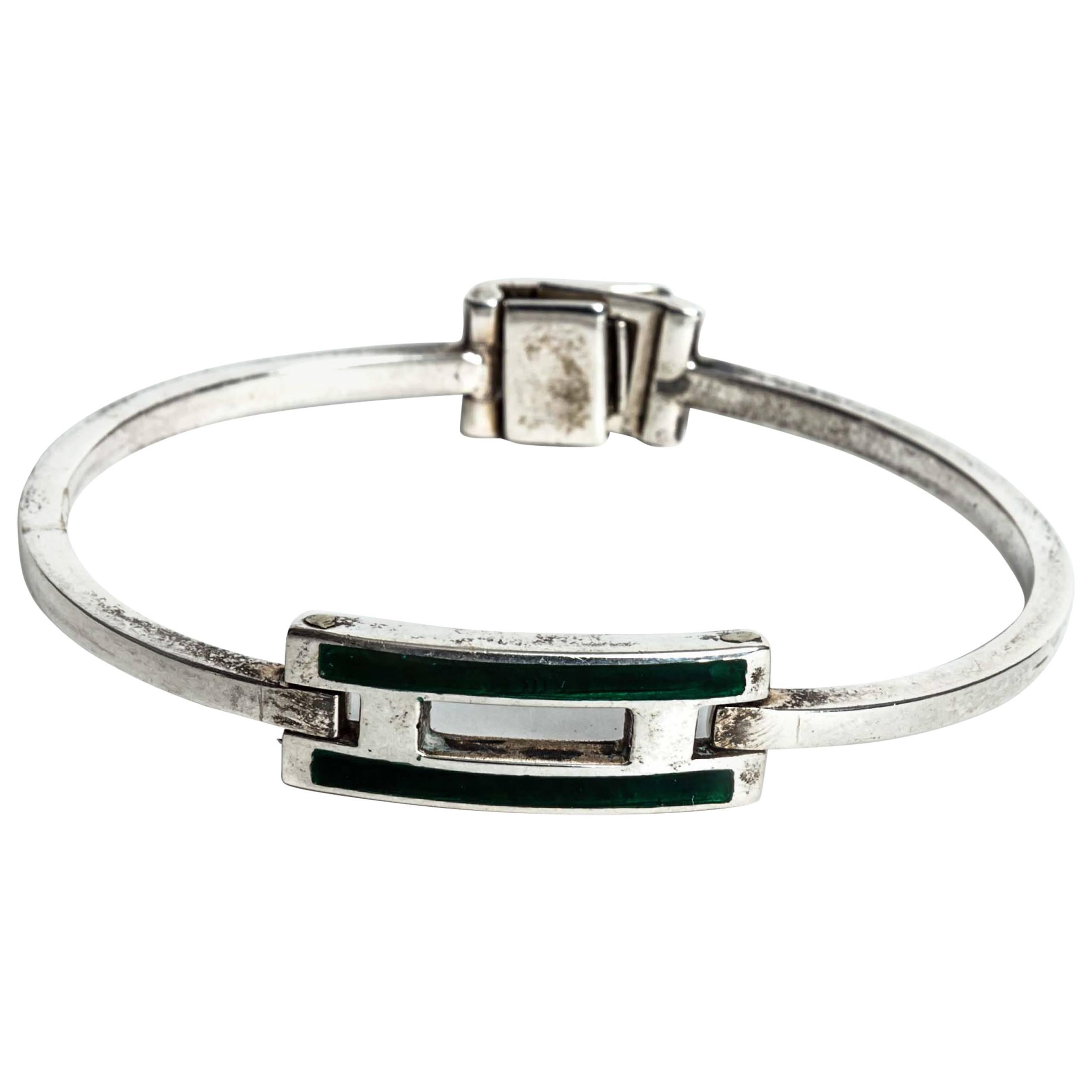 Signed Gucci Sterling Silver and Green Enamel Bracelet For Sale