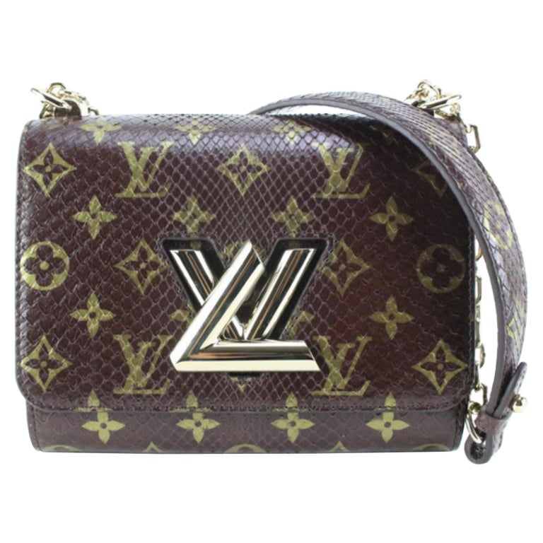 Louis Vuitton pre-owned Épi Twist Crossbody Bag - Farfetch