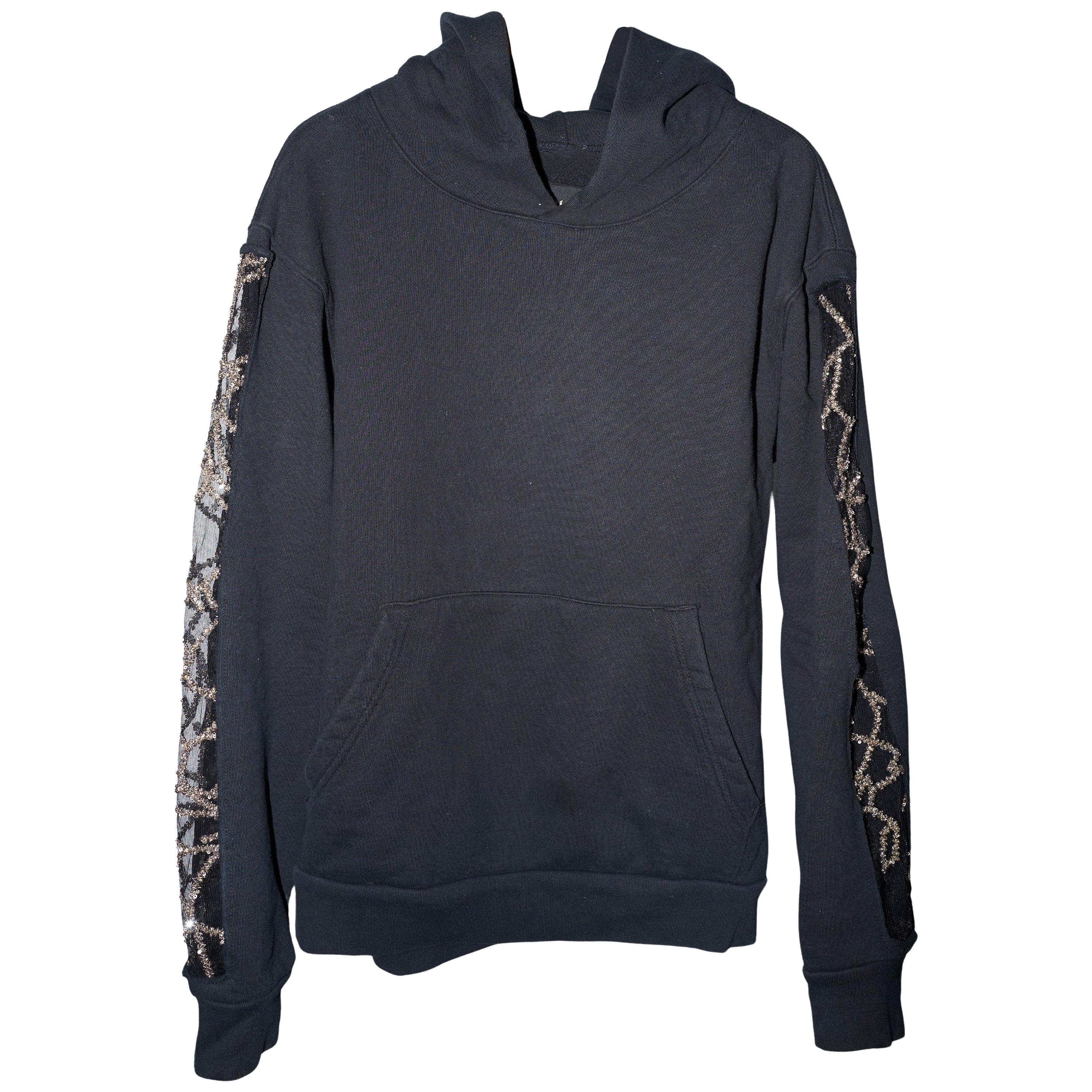 Brand: J Dauphin
Black Hoodie Sweatshirt Embellished Sleeve
Material: 100% Organic Cotton 

Model wears same hoodie but in a different color

Available in Size Large

Express a hybrid of easy-luxe and bourgeoisie jet-set look. Effortless and