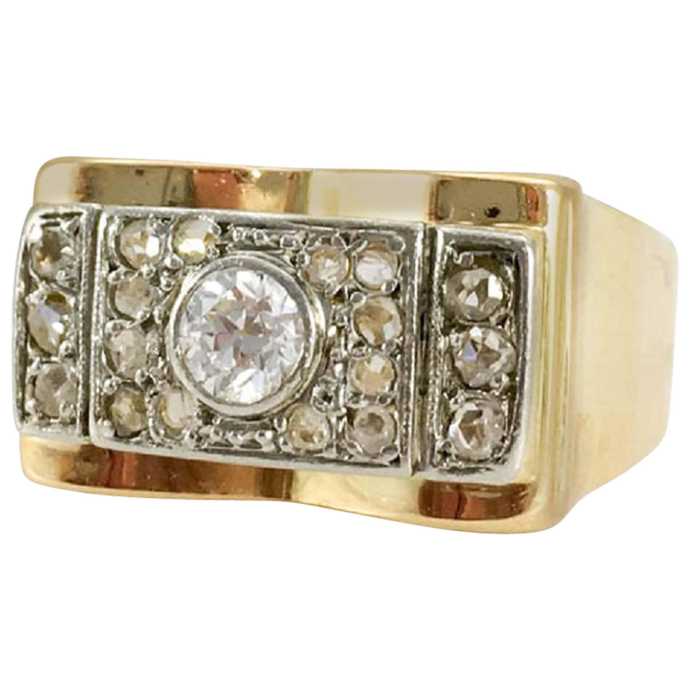 Gold and Diamond Cocktail Ring - 1940s For Sale