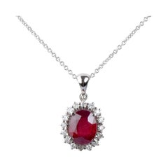 18 carat white gold ruby and diamonds necklace