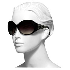 New Fendi Black FF Logo Sunglasses with Case