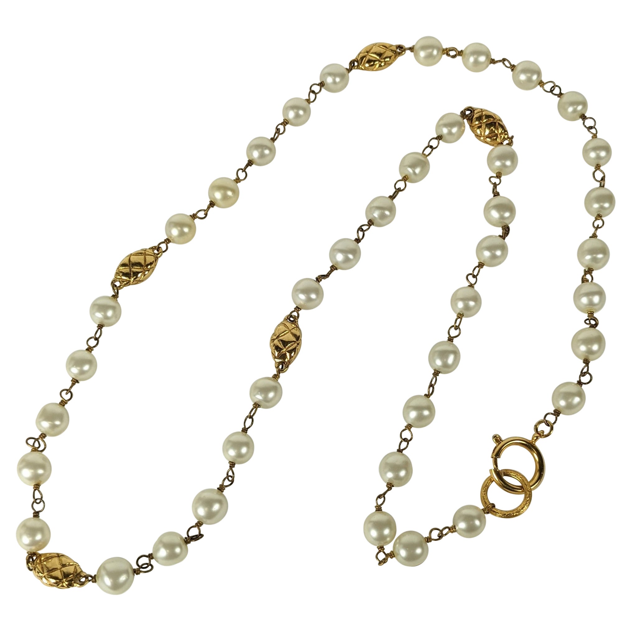 Chanel Pearl and Quilted Bead Chain For Sale at 1stDibs