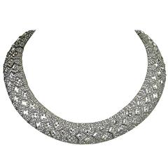 Vintage Dynasty T.V. Series Collectible Crystal Collar Necklace