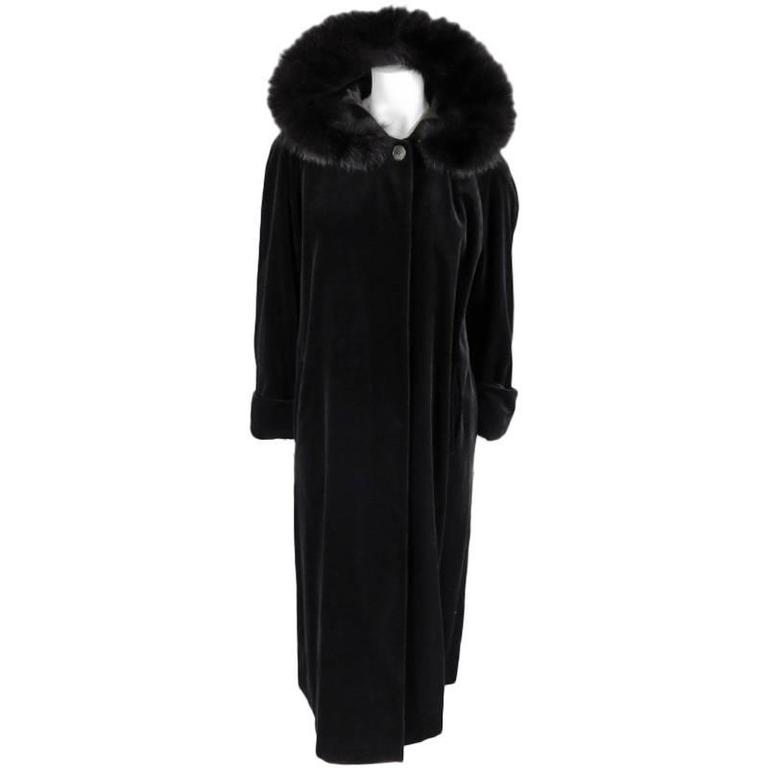 Vintage BURBERRY Size 8 Black Velvet Fox Fur Trim Hooded Coat at 1stDibs