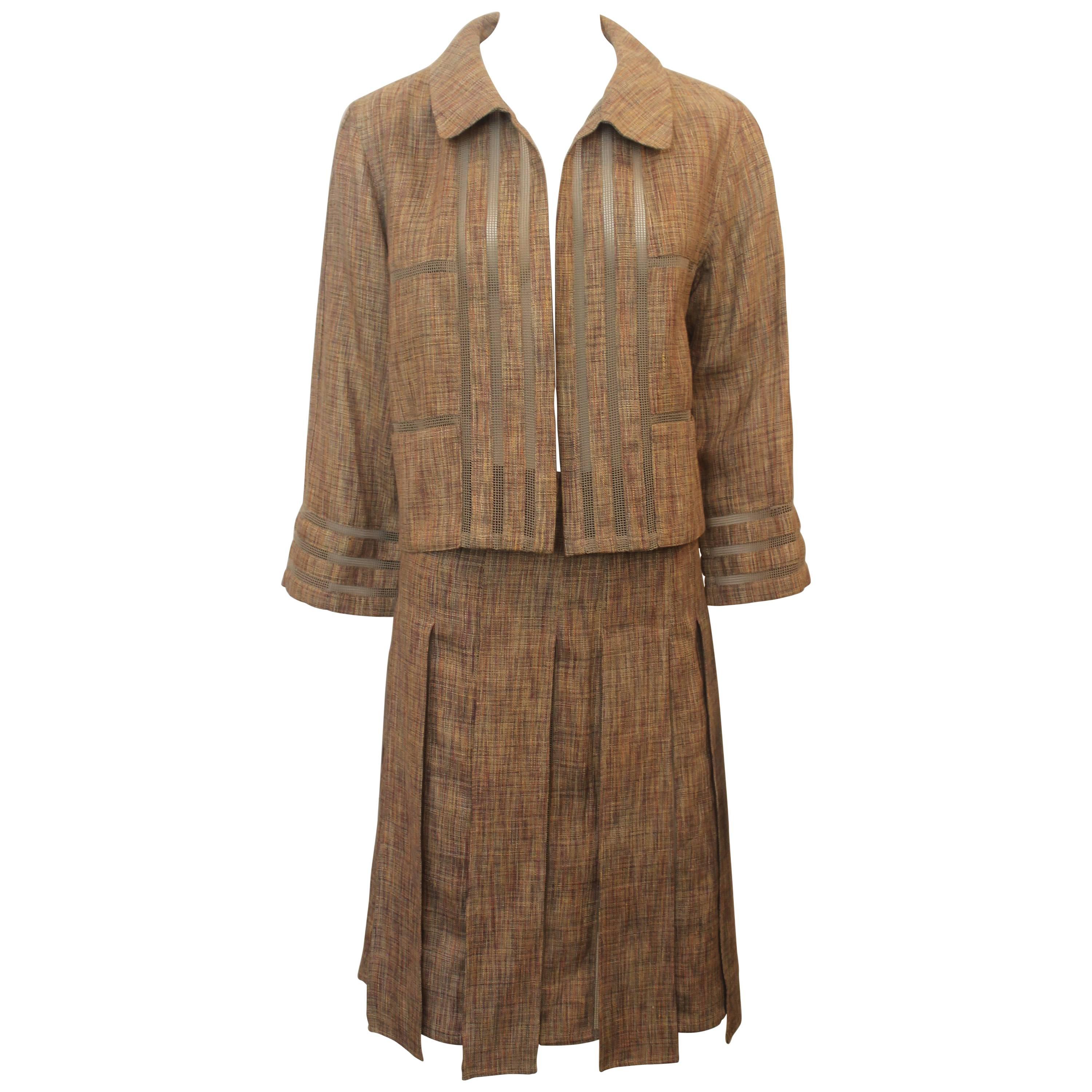 Chanel Earthtone Linen Blend Skirt Suit with Mesh Detail - 38 - 99P For Sale