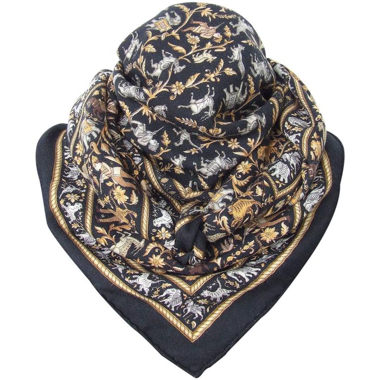 SCARF 180 CM IN BLACK CASHMERE WITH BEE PATTERN 396473