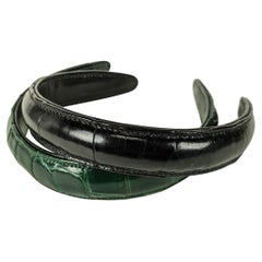 Par de diademas de cocodrilo