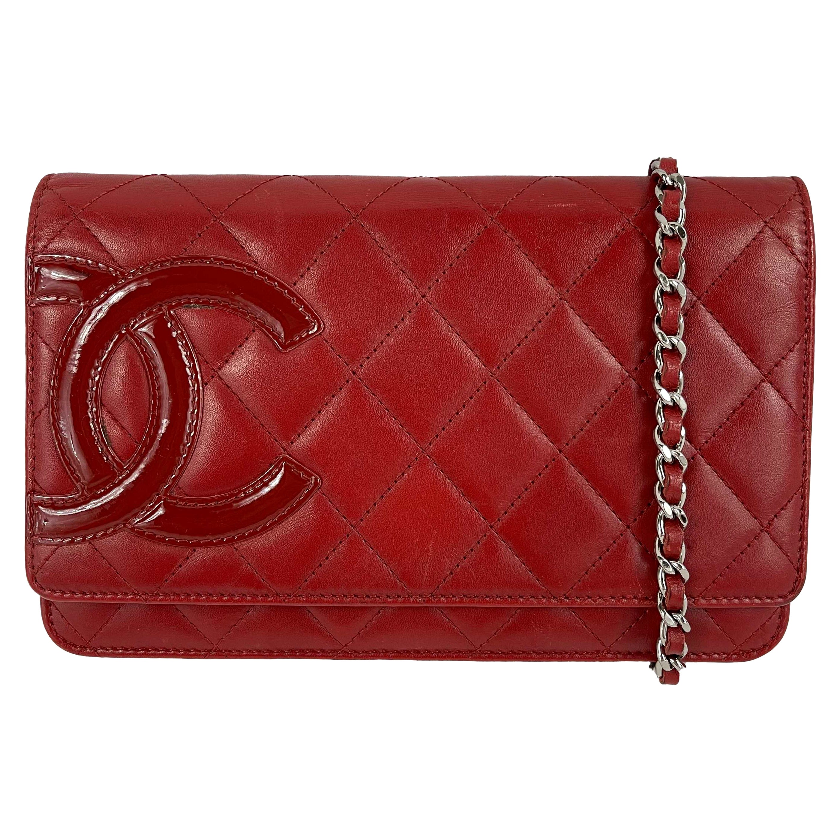 CHANEL Kalbsleder Gesteppt Cambon Rot / Silber Brieftasche an Kette Crossbody