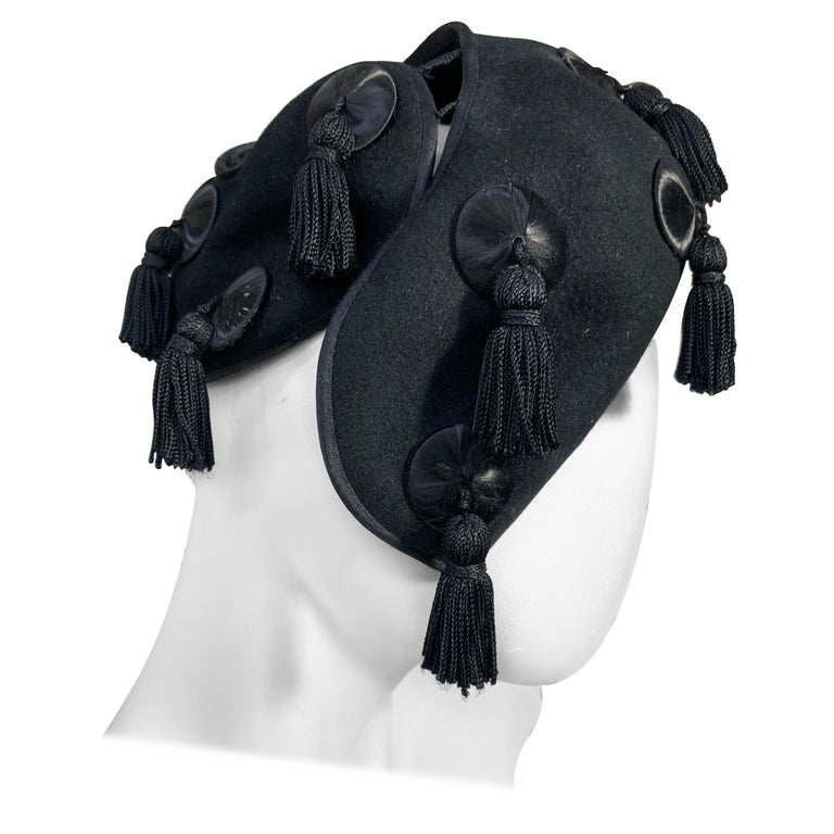 1940s CasparDavis Black Wool OpenCrown Hat w Tassel Embellishments