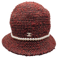 CHANEL Tweed Boucle Bucket Hat Pearls / Maroon / CC Logo Size 57