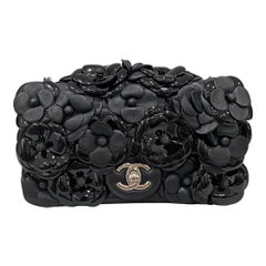 2017 Chanel Mini Camelia Schwarz Leder Umhängetasche