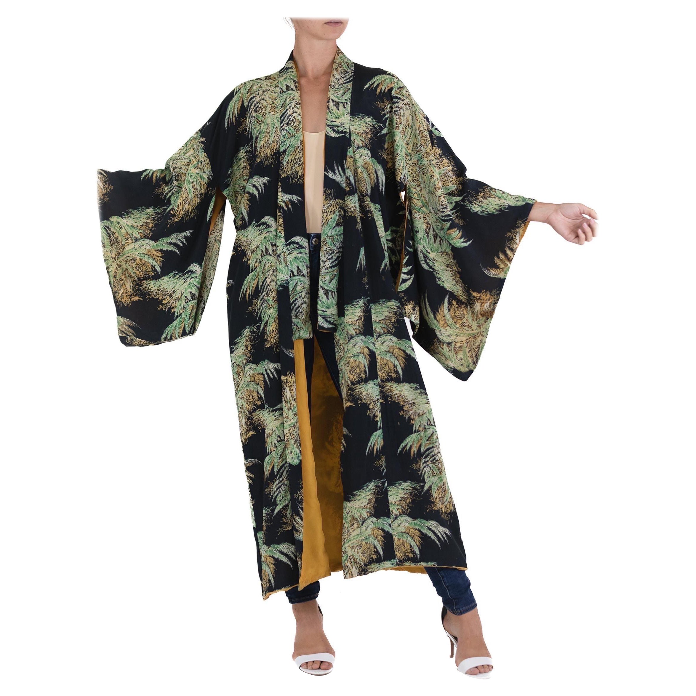 Kimono des années 1940, rare et imprimé tropical en vente
