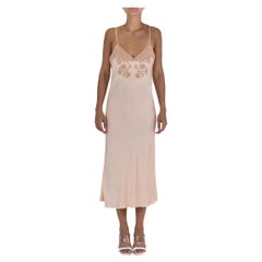 Vintage 1940S Bontell Peach Silk Slip All Handmade With Lace Detail